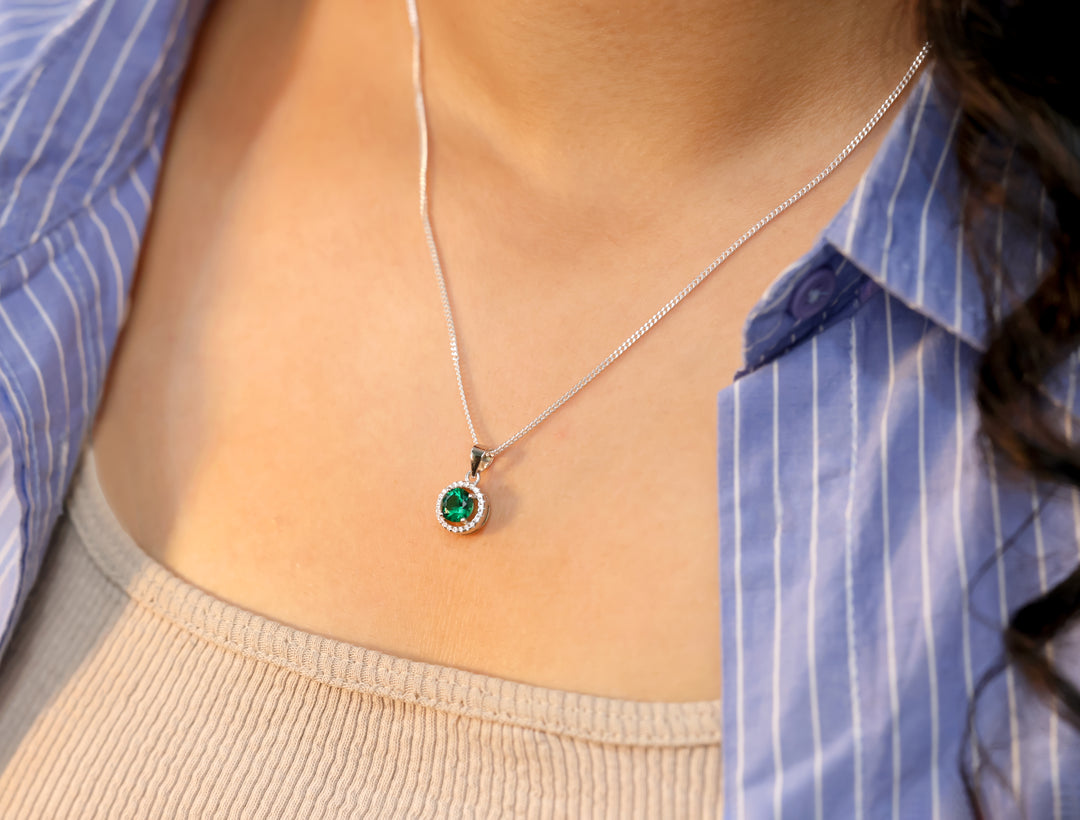 Fern Round Pendant (Rhodium Plated)