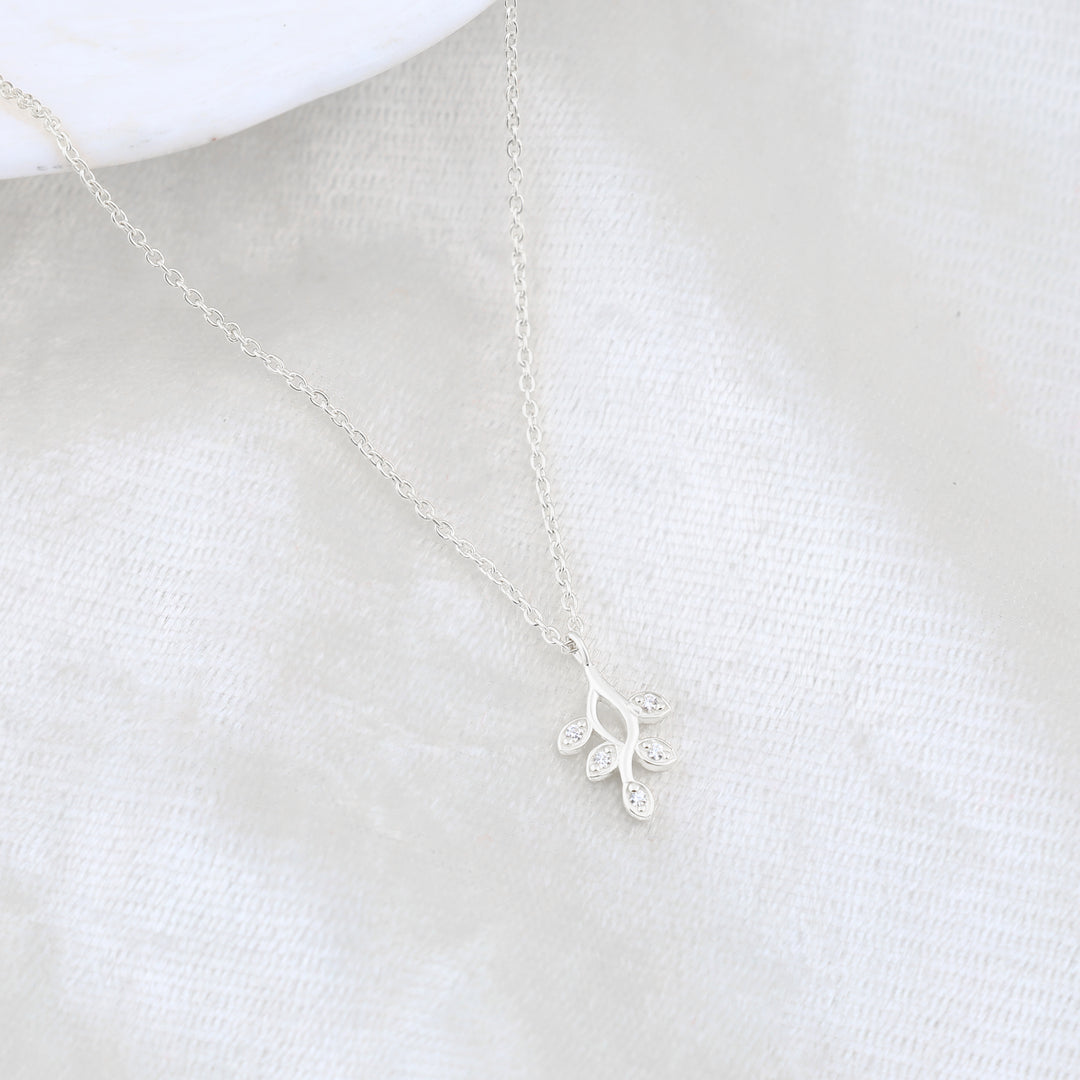 Leaflet Charm Necklace (Rhodium Plated)