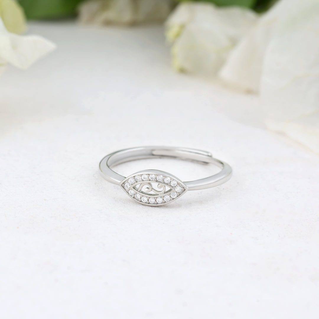 Leaf Ring with Zircon in 925 Silver
